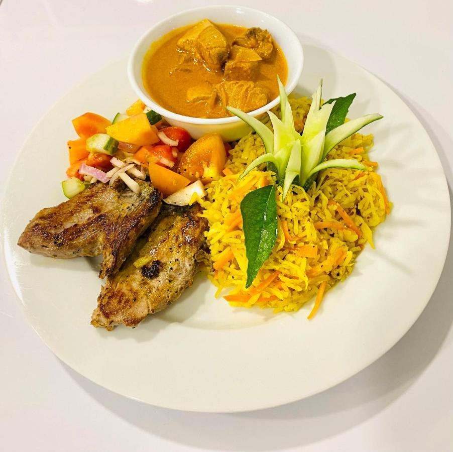 Ramzu Villa Thoddoo Ngoại thất bức ảnh